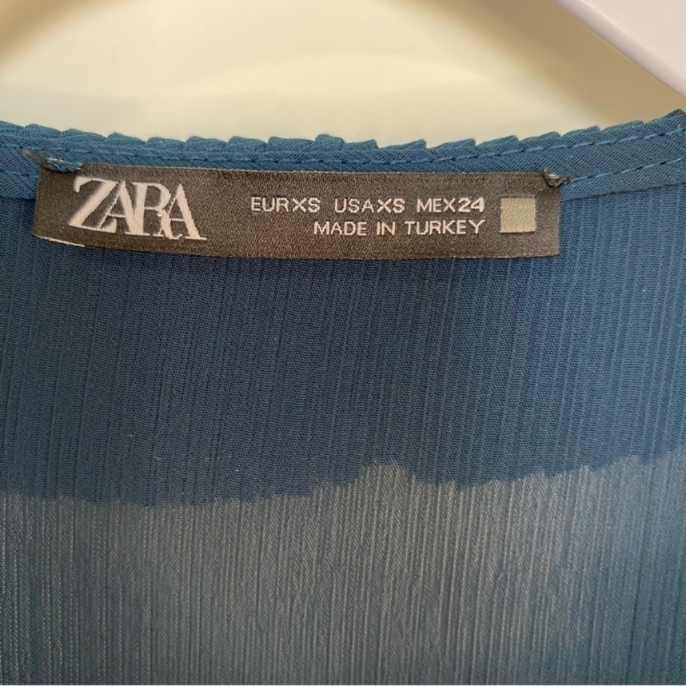 Zara Teal Blue Crepe Blouse with ruffle detail - Size XS (Oversized) Turkey - Picture 6 of 6